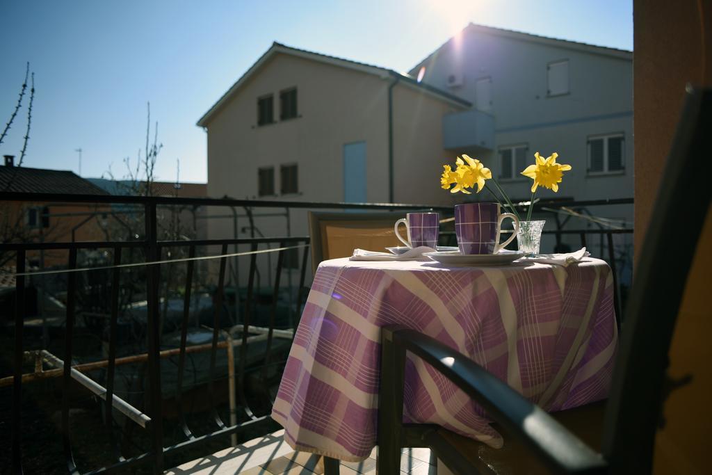 Apartments Ida ツレス エクステリア 写真