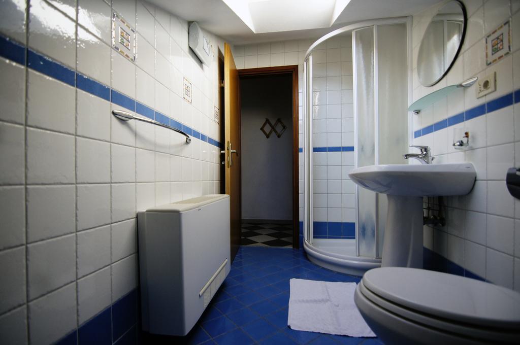 Apartments Ida ツレス エクステリア 写真